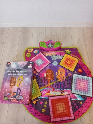 Elbląg SPRZEDAM MATĘ DO TAŃCZENIA SMIKI, KTÓRA POSIADA PODKŁADY MUZYCZNE Z RÓŻNYMI KONFIGURACJAMI UKŁADÓW TANECZNYCH.