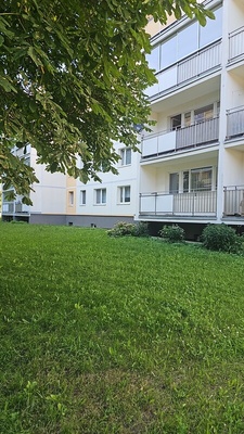 Elbląg DOM NIERUCHOMOŚCI 2-pokojowe mieszkanie po remoncie przy Parku Modrzewia!Duży balkon Pierwsze piętro Blok z lat
