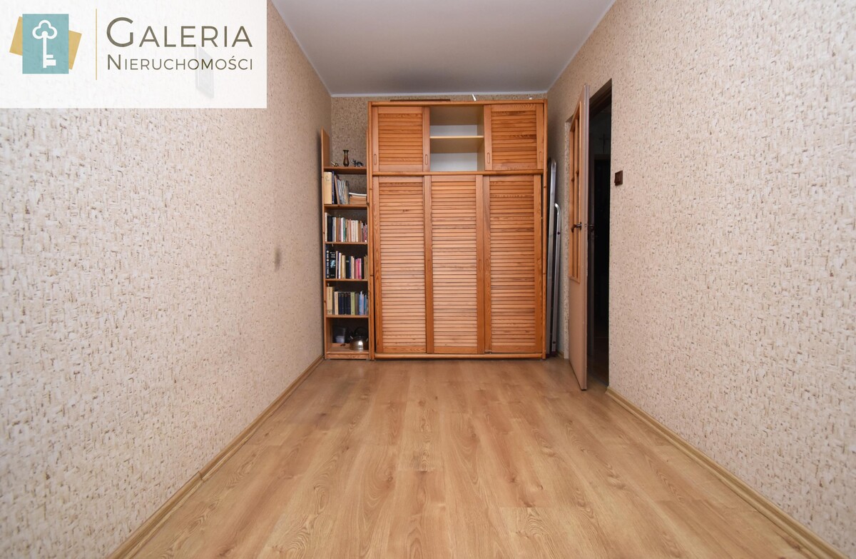 Elbląg GALERIA NIERUCHOMOŚCIZ pasji i miłości do nieruchomościNa sprzedaż: Trzypokojowe mieszkanie na drugim piętrze