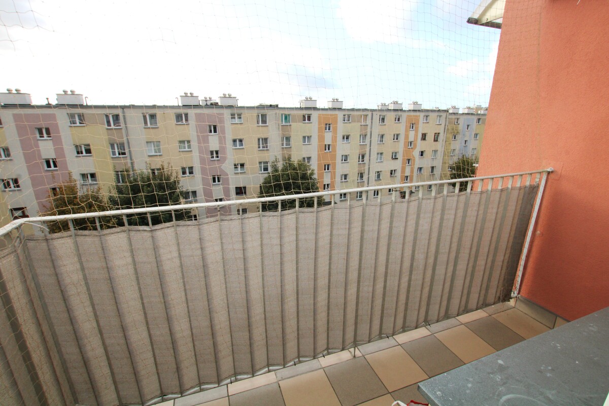 Elbląg NIERUCHOMOŚCI ANNA KRASZEWSKA Mieszkanie trzypokojowe, kompletnie umeblowane ul. Robotnicza, w pobliżu Parku