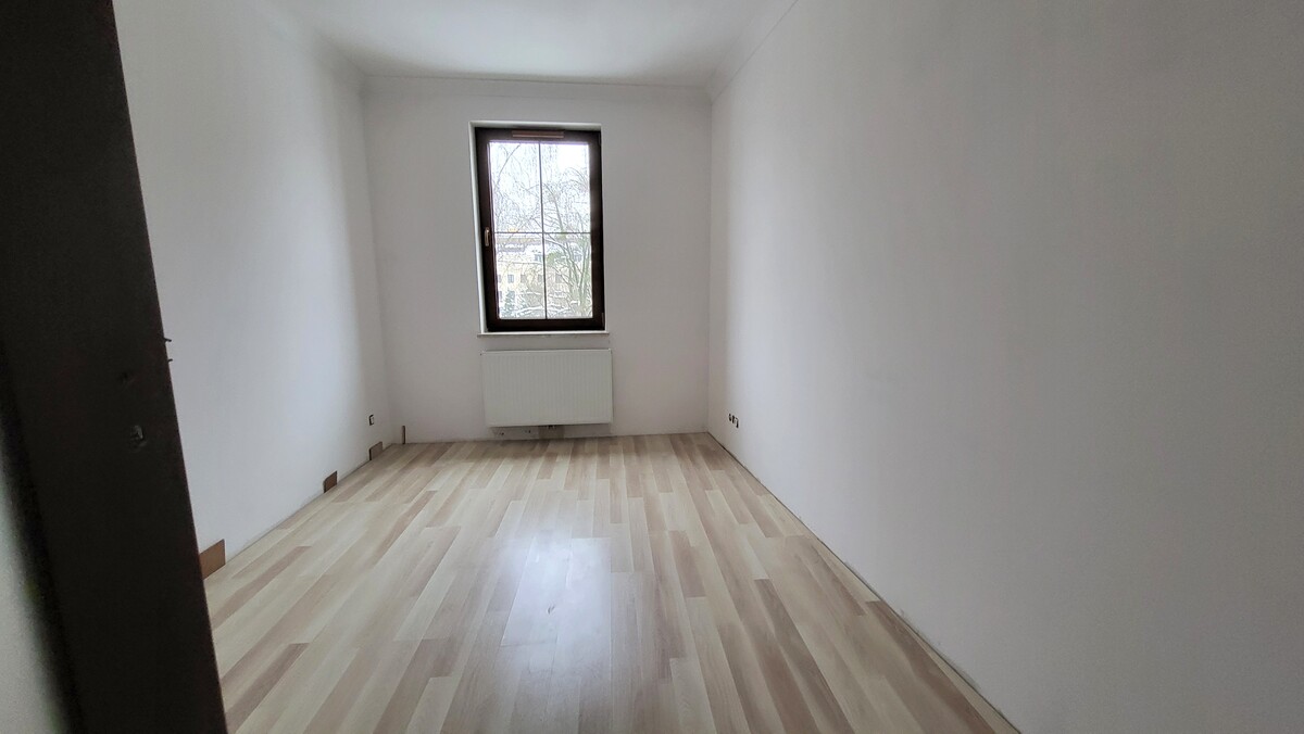 Elbląg KWADRAT NIERUCHOMOŚCI3 pokoje, 101 m2apartamentowiec z 2020 r. III piętro - windamedia z miastado