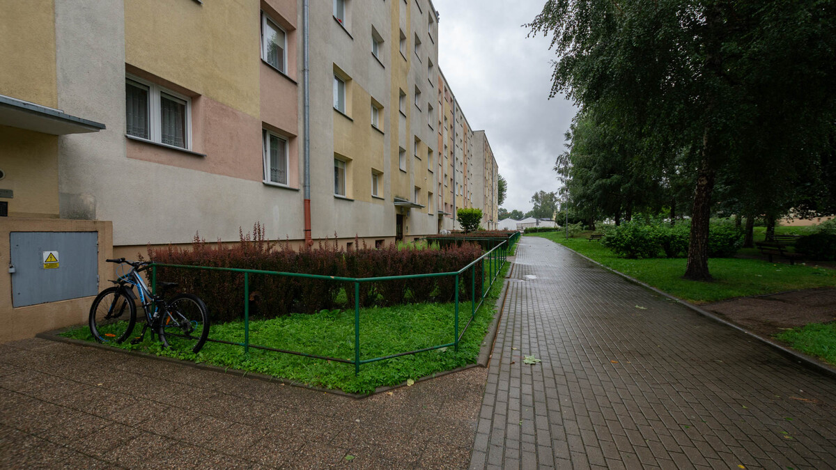 Elbląg * * * ABC NIERUCHOMOŚCI * * *NOWA OFERTA! MIESZKANIE 2-POKOJOWE - PARTER, BALKON I ŚWIETNA LOKALIZACJA!2 pokoje