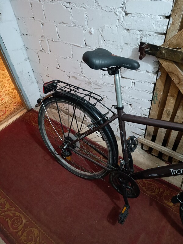 Elbląg Sprzedam używany rower męski. Mało używany. Ostatnie trzy lata był w ogóle nie używany. Stan widoczny jest na