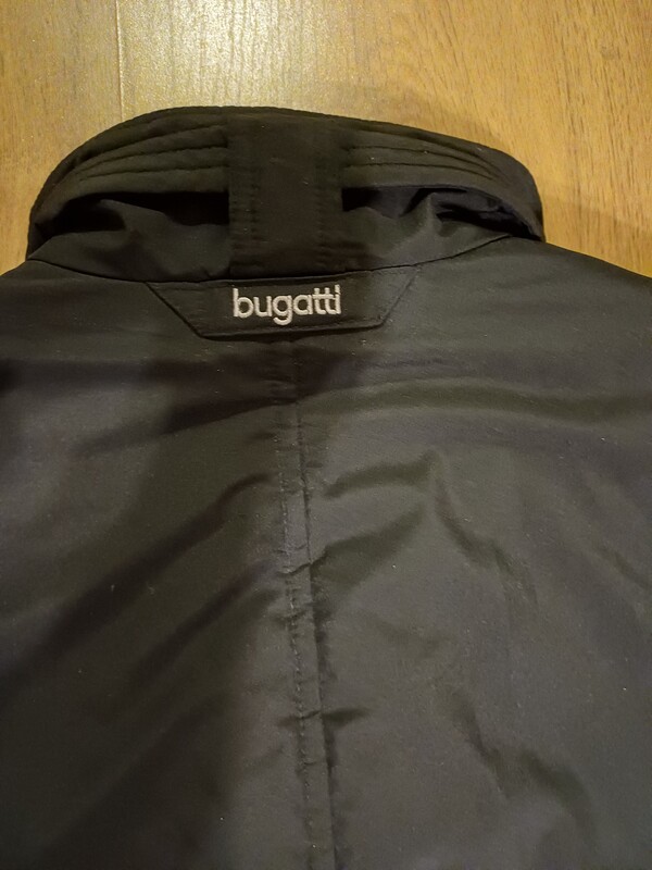 Elbląg NOWA kurtka / płaszcz krótki BUGATTI wymiary pachy 2x 61cm, długość 92 stan idealny, logowane zamki, lekko
