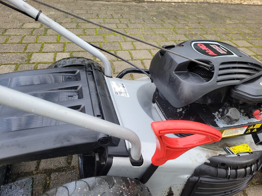 Elbląg Używana duża kosiarka spalinowa firmy AL-KO serii 500 model 470B napędzana niezawodnym silnikiem Briggs &