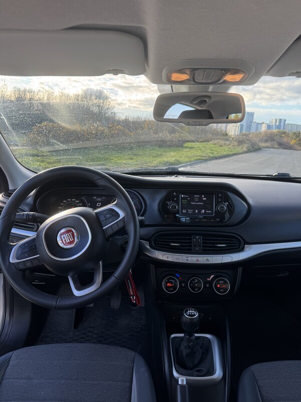 Elbląg Fiat Tipo 1.4 95 km 16v Lounge 2017rok. Niski przebieg, bardzo bogata wersja.