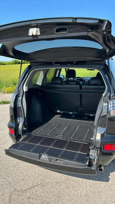 Elbląg Mitsubishi Outlander z silnikiem diesla o pojemności 2268 (4n14) konstrukcji Japońskiej 177KM, czarny, jestem