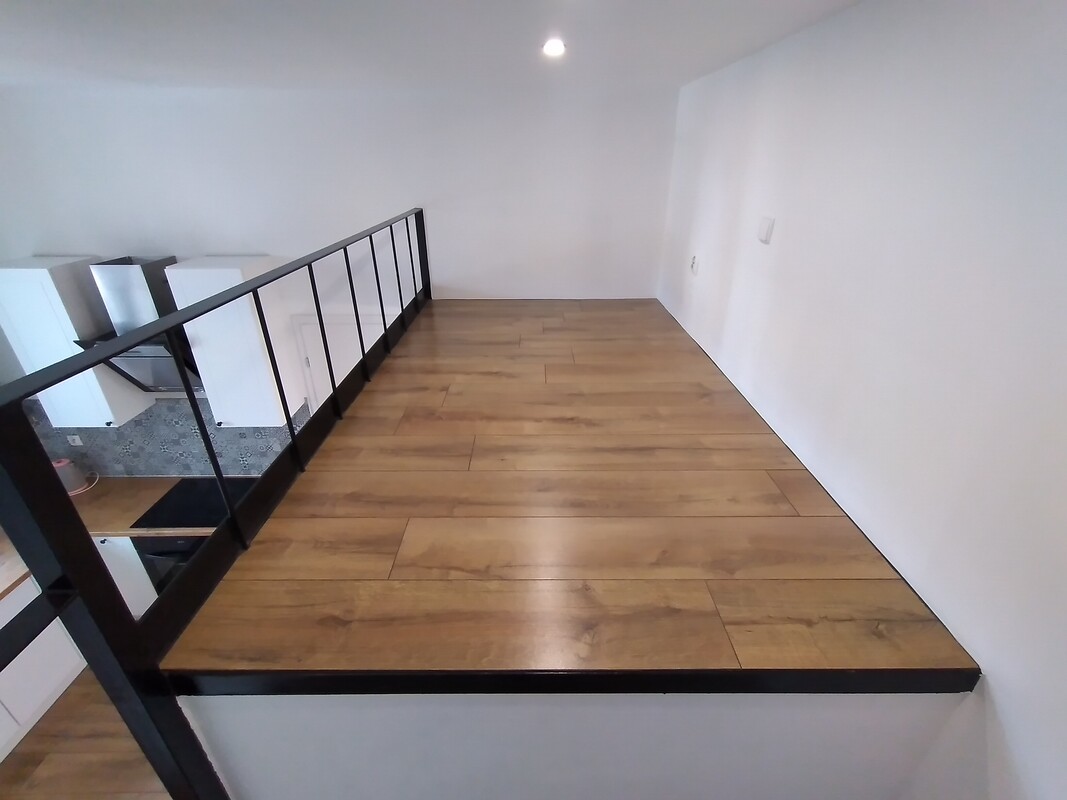 Elbląg Do wynajęcia samodzielne bezczynszowe mieszkanie typu studio w zabytkowej kamienicy