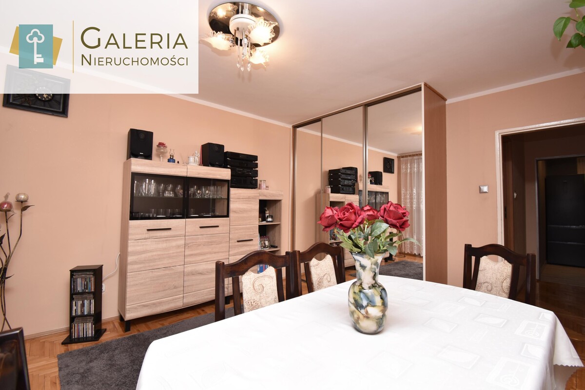 Elbląg GALERIA NIERUCHOMOŚCIZ pasji i miłości do nieruchomościNa sprzedaż: 3-pokojowe mieszkanie z balkonem w