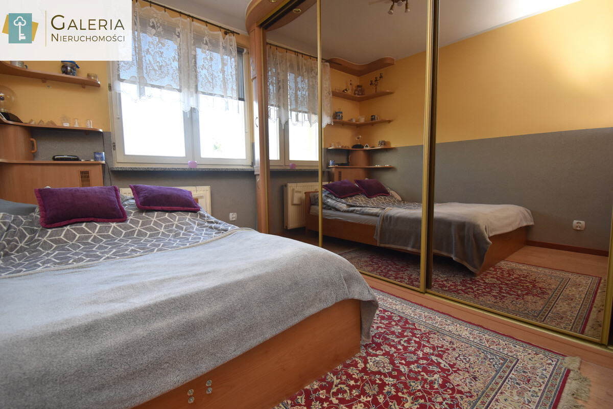 Elbląg GALERIA NIERUCHOMOŚCIZ pasji i miłości do nieruchomościNa sprzedaż: 3 pokojowe mieszkanie- świetny układ