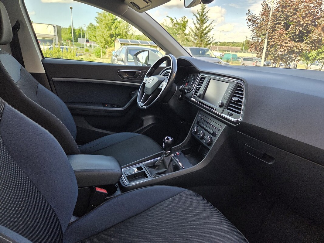 Elbląg Seat Ateca1.6 TDIRok produkcji 2017Klimatronik6 - BiegówŚwiatła LEDKupiona w Polskim Salonie