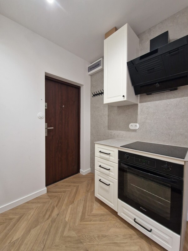 Elbląg Wynajmę kawalerkę po remoncie, 1 piętro, centrum Elbląga