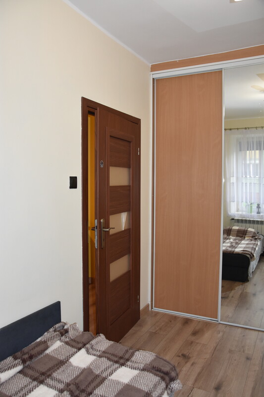 Elbląg ATUT NIERUCHOMOŚCI poleca: ŚWIĄTECZNA PROMOCJA Przytulne mieszkanie 2 pokojowe na parterze –