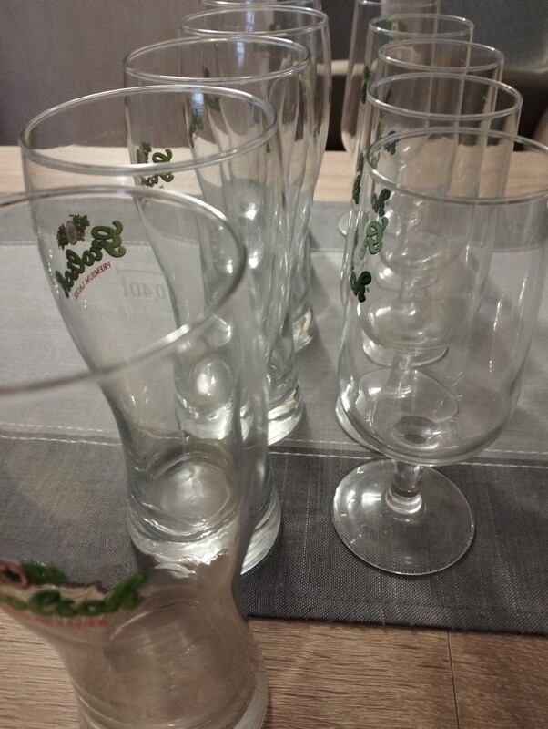 Elbląg Sprzedam lampę stojąca z abażurem Ecru, włącznik na stopę, z dodatkami, sznur biały, ,z żarówkami gratis