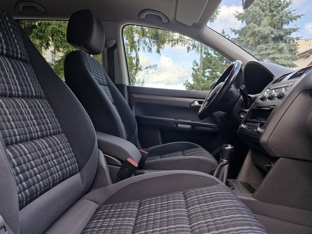 Elbląg Volkswagen Touran Cross1.6 TDIModel 2014KlimatronikAlufelgiKupiony w Polskim Salonie