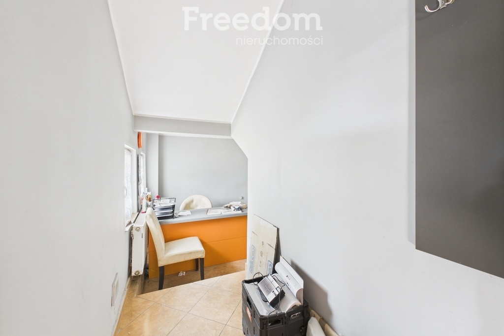 Elbląg FREEDOM NIERUCHOMOŚCISprzedam lokal użytkowy - Markusy. Na sprzedaż funkcjonalna, dwukondygnacyjna hala o