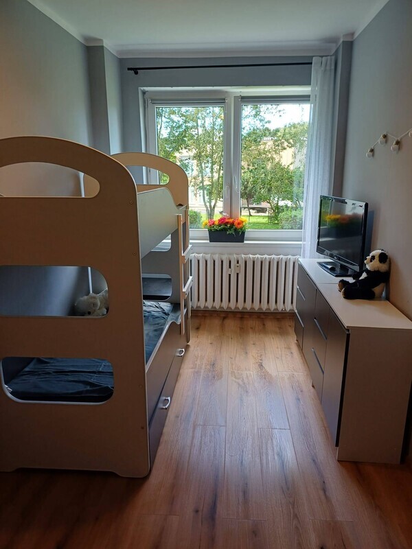 Elbląg DOM NIERUCHOMOŚCIOFERUJEMY NA SPRZEDAŻMIESZKANIE 2&nbsp; POKOJOWEPow. &nbsp; 28,8 m2Bezpośrednio Przy Parku