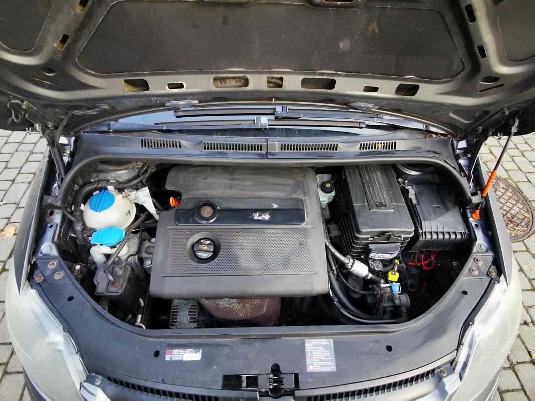 Elbląg Golf Plus z silnikiem 1.4 w gazie. 
Auto wygodne i ekonomiczne. Uzywane na co dzień, jeździ bez problemów.