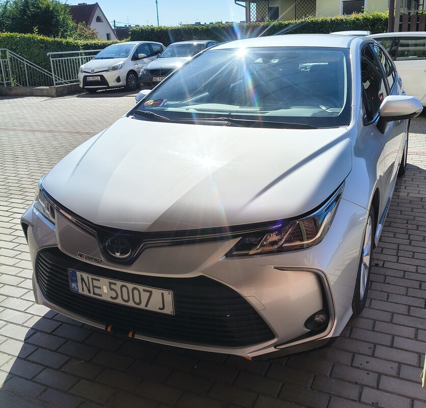 Elbląg Toyota corolla sedan 2021r. Poj. 1490cm benzyna, 125KM, bardzo mały przebieg 72300km, wersja comfort, 6 biegów,