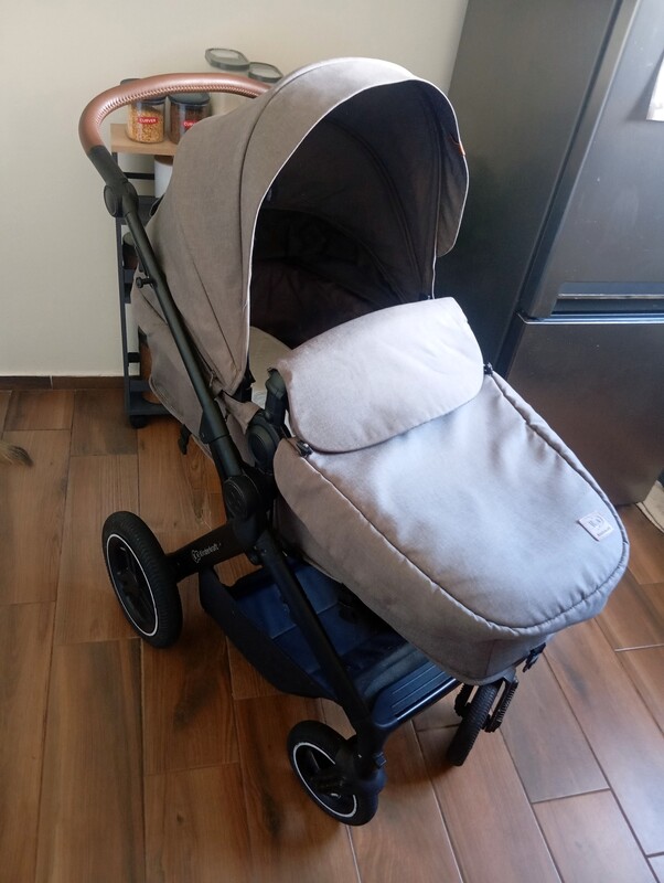 Elbląg Wózek Kinderkraft B- Tour Gondola / Spacerówka
- Od urodzenia do około 4 lat (22 kg)
- Torba + Folia