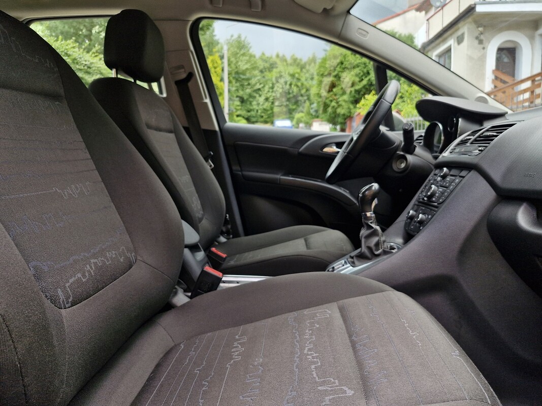 Elbląg Opel Meriva1.4 Benzyna + GAZModel 2017Klimatyzacja148 tys km20 zł / 100kmKupiona w Polskim Salonie
