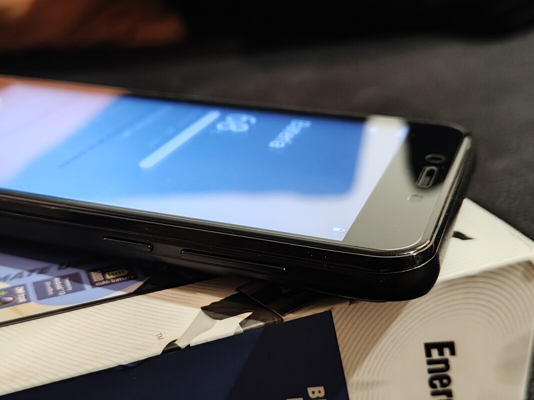 Elbląg Sprzedam bardzo zadbany telefon energizer ultimate u506s.
Z zestawie pudełko z ładowarką i kablem oraz