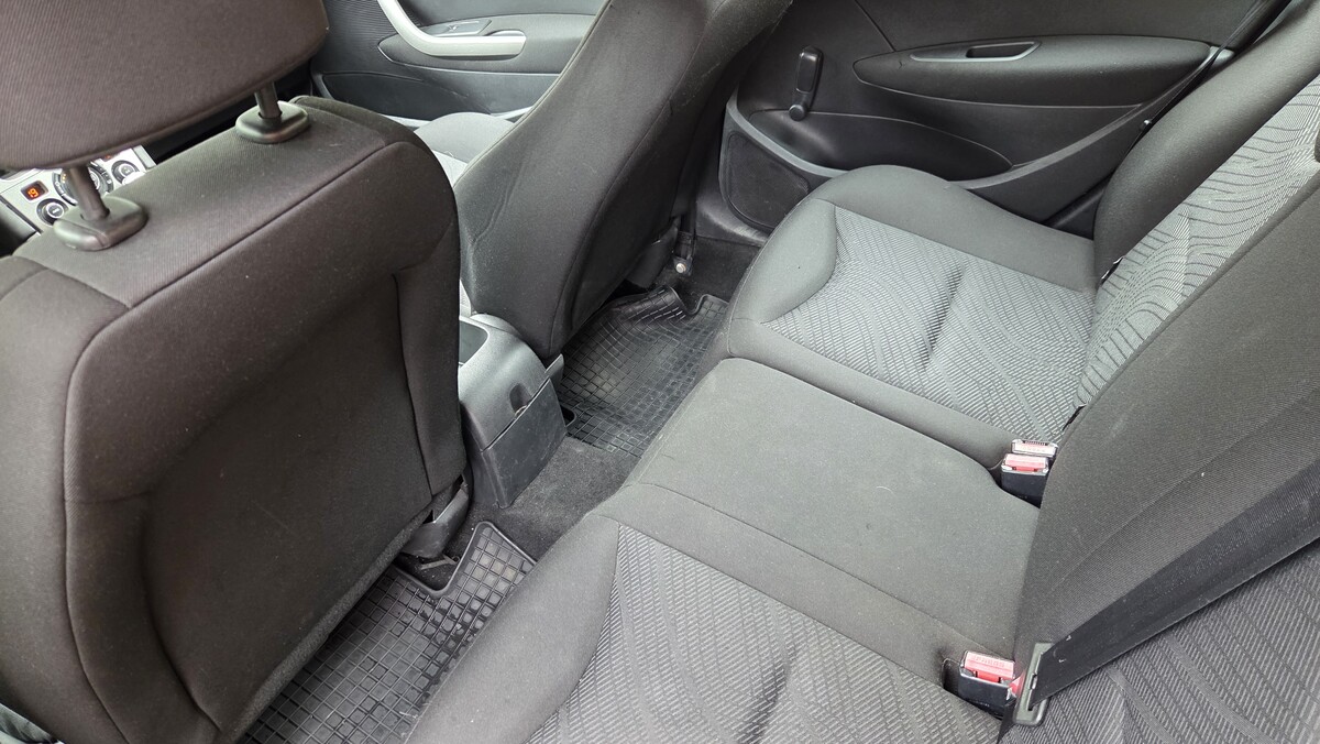 Elbląg Mam do sprzedaży zadbanego Peugeota 308 z ekonomicznym i niezawodnym silnikiem diesla 1.6 HDi o mocy 92 KM.