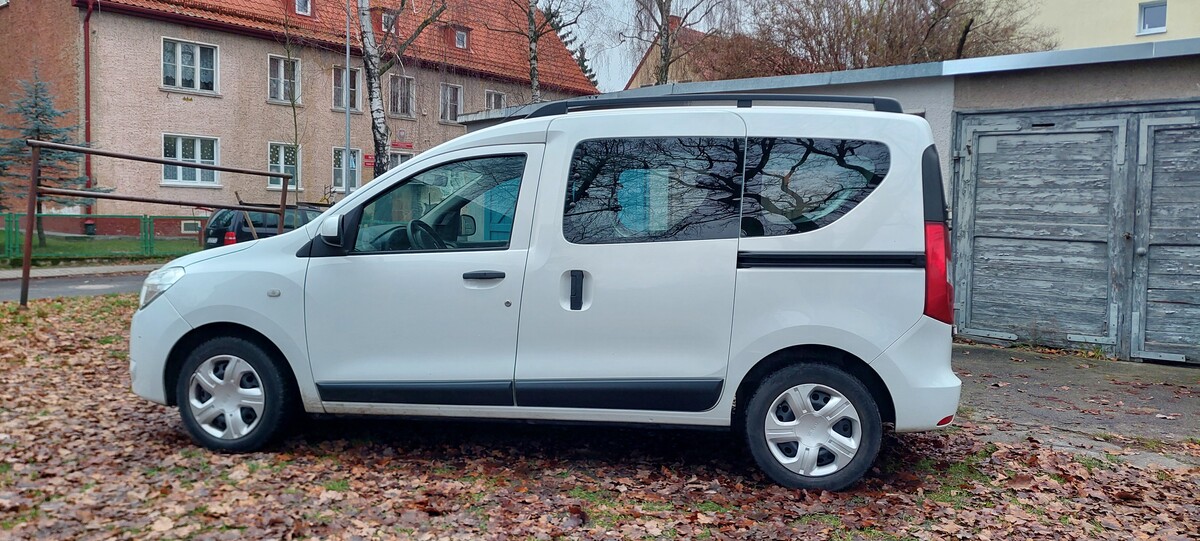 Elbląg Sprzedam Dacia Dokker 1.6 benzyna, przebieg 123600km, moc 102KM, pierwszy właściciel niepalacy, zadbany, salon