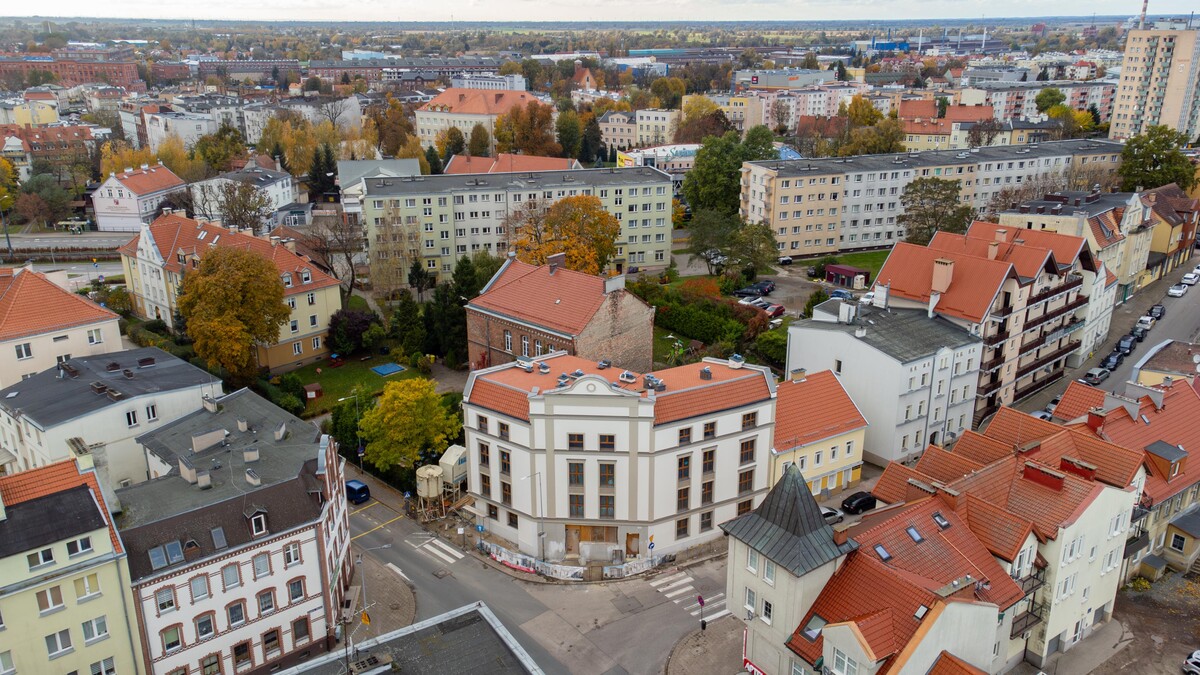 Elbląg AMERICAN HOMEBIURO NIERUCHOMOŚCIKAMIENICA SŁONECZNA PARK 42,49 m2 2 POKOJETO MY SPRZEDAJEMYNIERUCHOMOŚCI W TYM