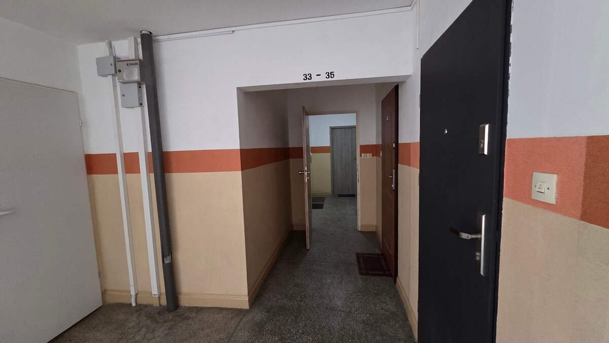 Elbląg SZULC & SZULC BIURO NIERUCHOMOŚCI NA SPRZEDAŻ Przestronne 3-pokojowe