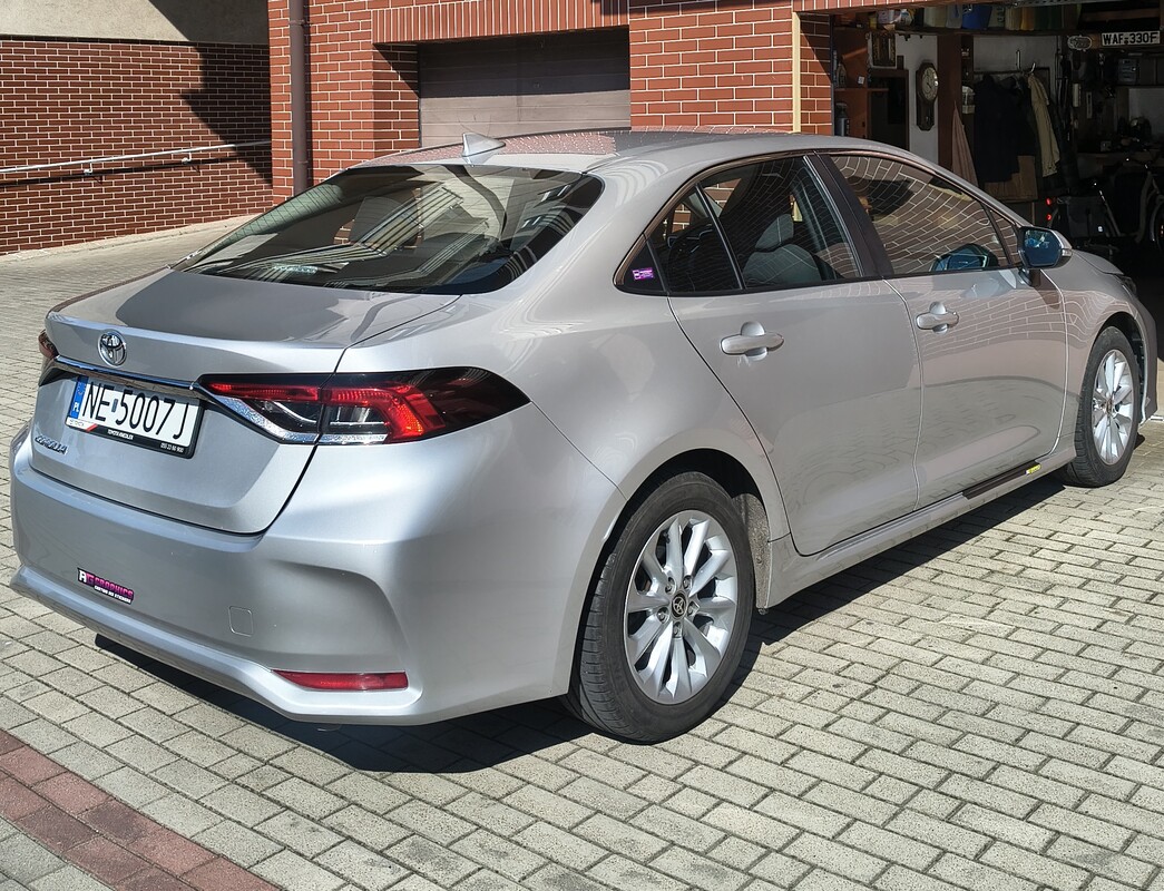 Elbląg Toyota corolla sedan 2021r. Poj. 1490cm benzyna, 125KM, bardzo mały przebieg 72300km, wersja comfort, 6 biegów,