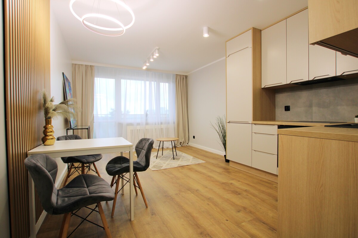 Elbląg NIERUCHOMOŚCI ANNA KRASZEWSKA Mieszkanie po generalnym remoncie ul. Wiejska, Osiedle