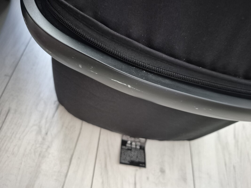 Elbląg WÓZEK LIONELO AMBER 3W1 + BAZA ISOFIX