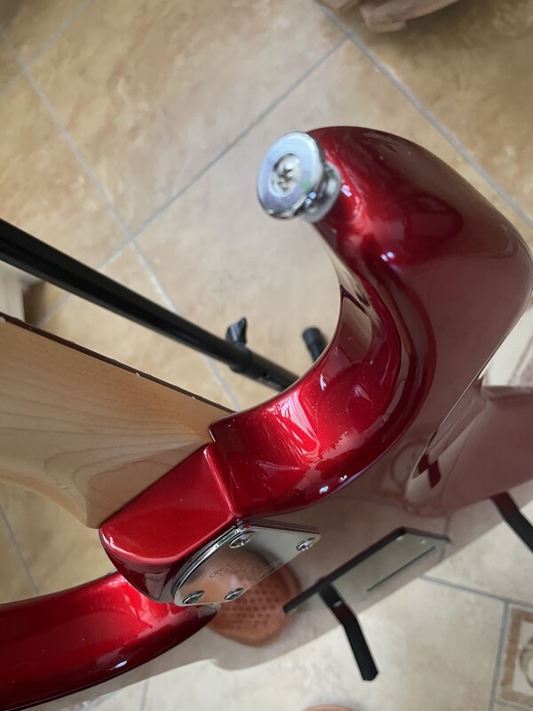 Elbląg Stratocaster Japońskiej firmy Fujigen, Odyssey 2,stan perfekcyjny Korpus: lipa Szyjka: klon Podstrunnica: