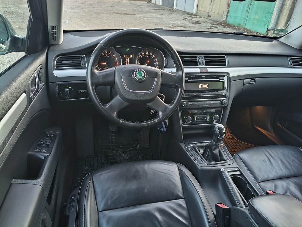 Elbląg SKODA SUPERB Silnik : 2.0 140KM Wersja : EXCLUSIVE