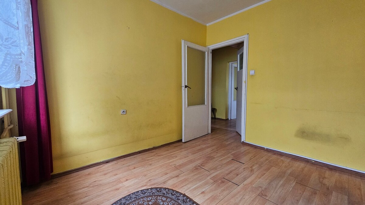 Elbląg BIURO NIERUCHOMOŚCISZULC& SZULCMieszkanie 3 pokoje - Braniewo, ul. Armii KrajowejPowierzchnia mieszkania: