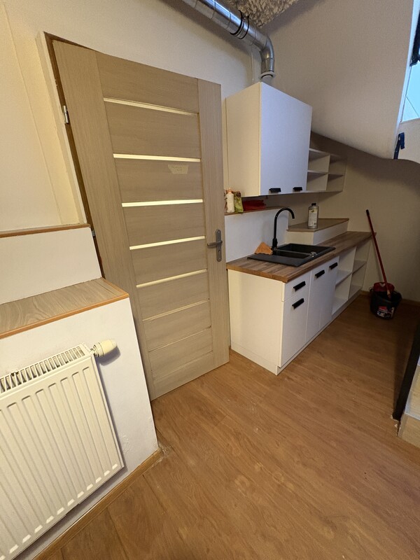 Elbląg Do wynajęcia lokal użytkowy o powierzchni 45 m², zlokalizowany w samym sercu Starego Miasta w Elblągu,