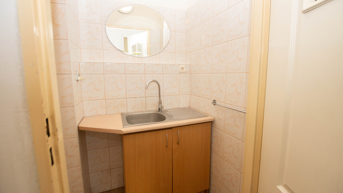 Elbląg * * * ABC NIERUCHOMOŚCI * * *NOWOŚĆ! DO WYNAJĘCIA LOKAL HANDLOWO-USŁUGOWY2 pomieszczenia o pow. 54 m2zaplecze