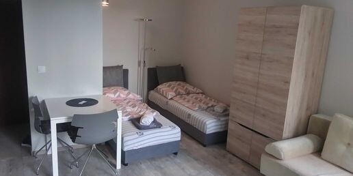 Elbląg Wynajmę komuś mieszkanie kawalerkę 30m2 z balkonem na czas od 1 do kilku tygodni na okoliczności takie jak: na