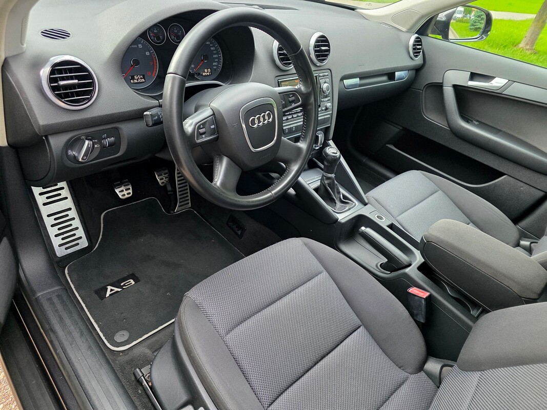 Elbląg Audi A3Silnik :BenzynaFULL Led Bi-xenon NAVI PDCOpłacony-ZarejestrowanyRok produkcji 2012