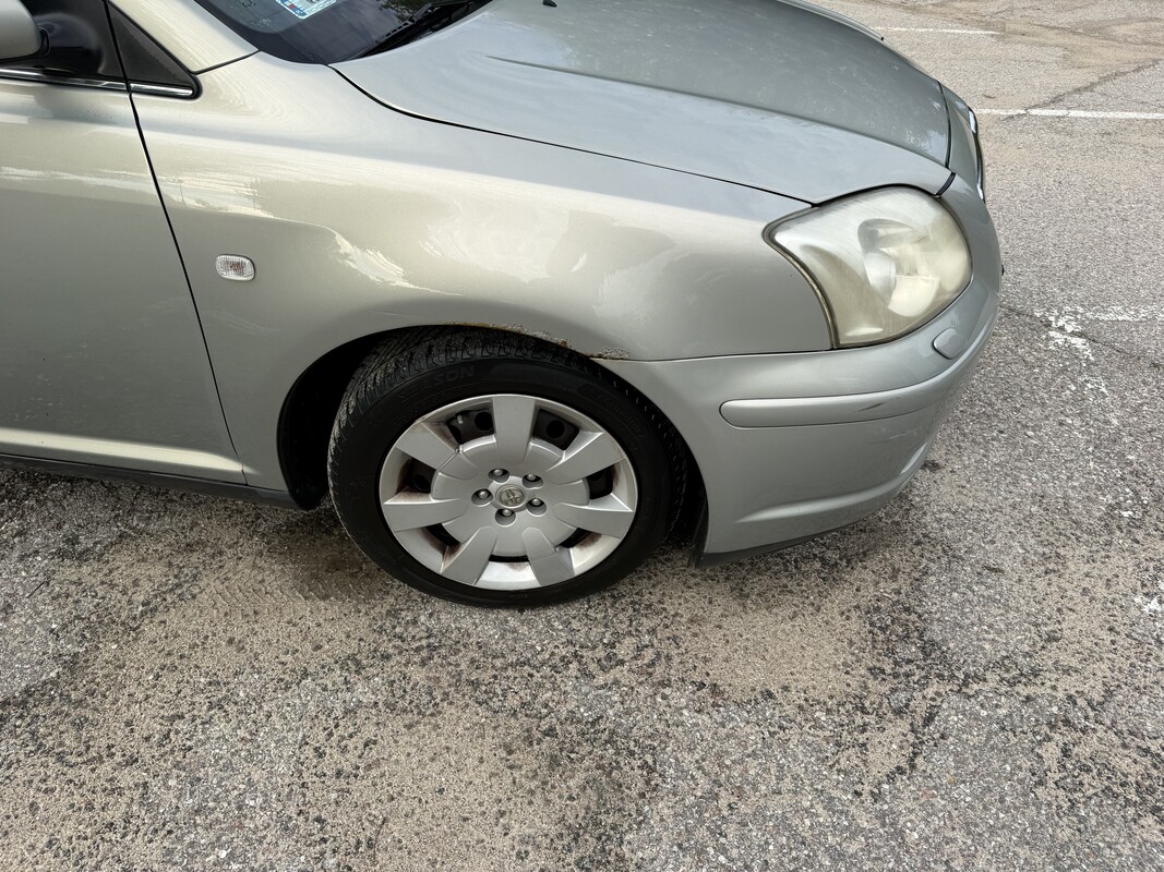 Elbląg Toyota Avensis T25 kombi 1.8 benzyna 129kmrocznik 2004przebieg 279tys km