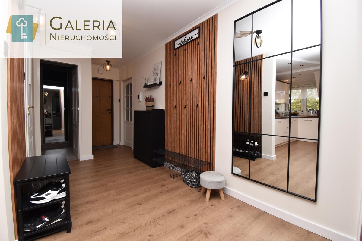 Elbląg GALERIA NIERUCHOMOŚCIZ pasji i miłości do nieruchomościNa sprzedaż: 4-pokojowe mieszkanie w ciepłym,