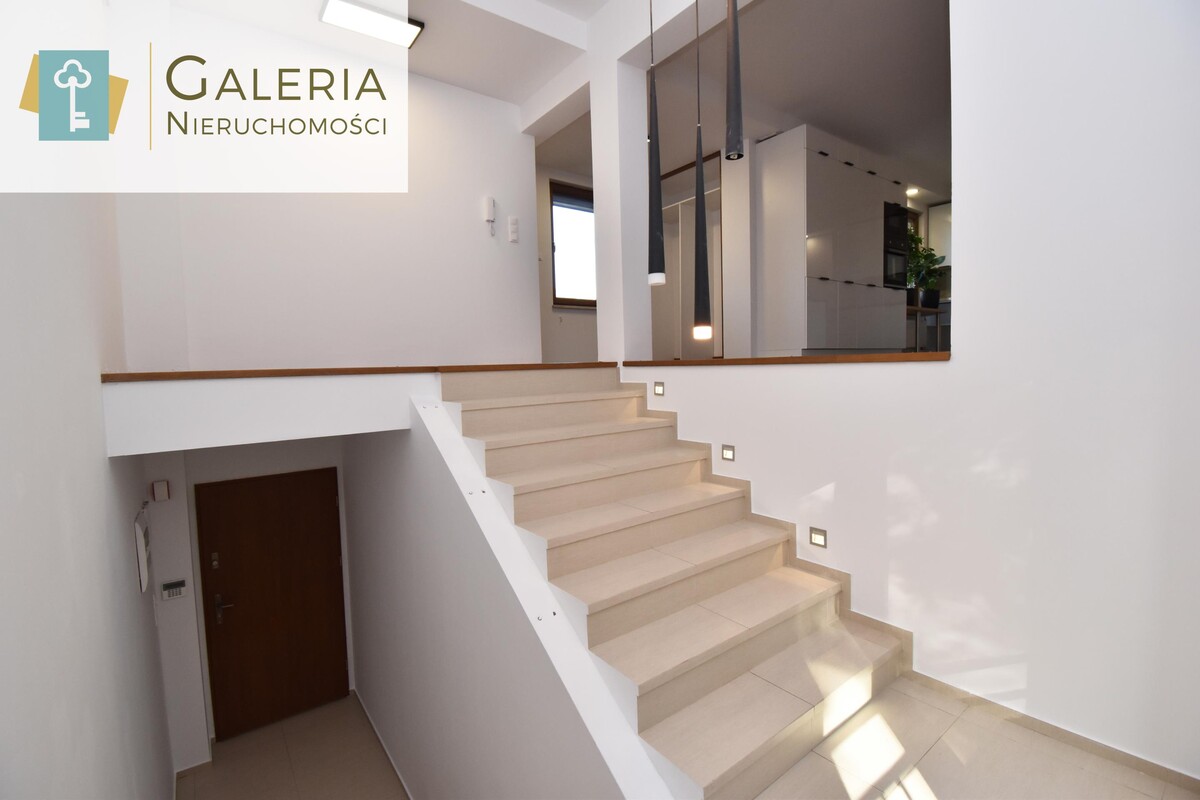 Elbląg GALERIA NIERUCHOMOŚCIZ pasji i miłości do nieruchomościNa sprzedaż: Dwupoziomowy apartament z widokiem na Park