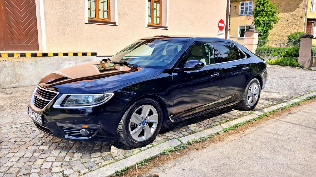 Elbląg SAAB 95 ng 2010r. 2.0 tid 160KM zadbany, idealny, garażowany,
, czarny metalic, jasna skóra, alu 17, led,