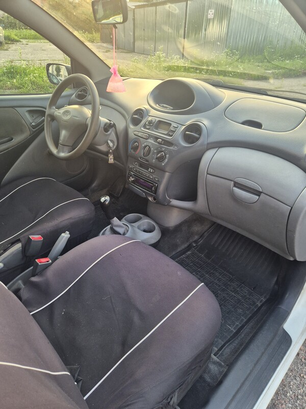 Elbląg Toyota Yaris 2002r 1.0 benzyna
