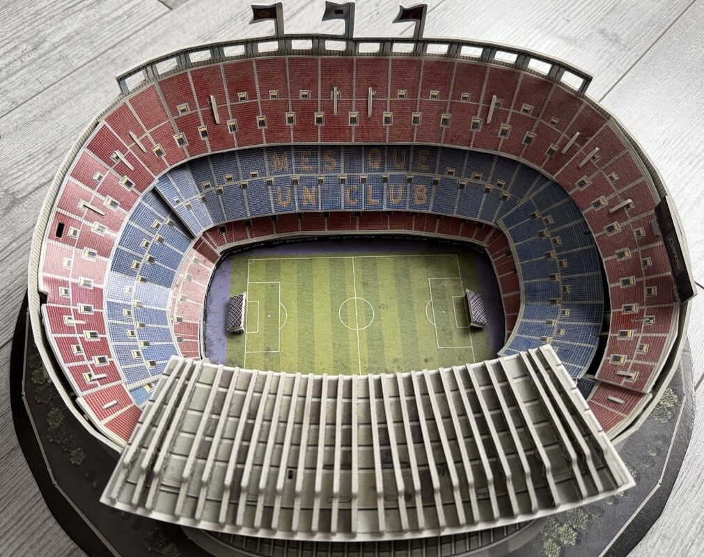 Elbląg Stadion dla Fana FC Barcelona Cena 20 zł odbiór w Elblągu Kontakt sms