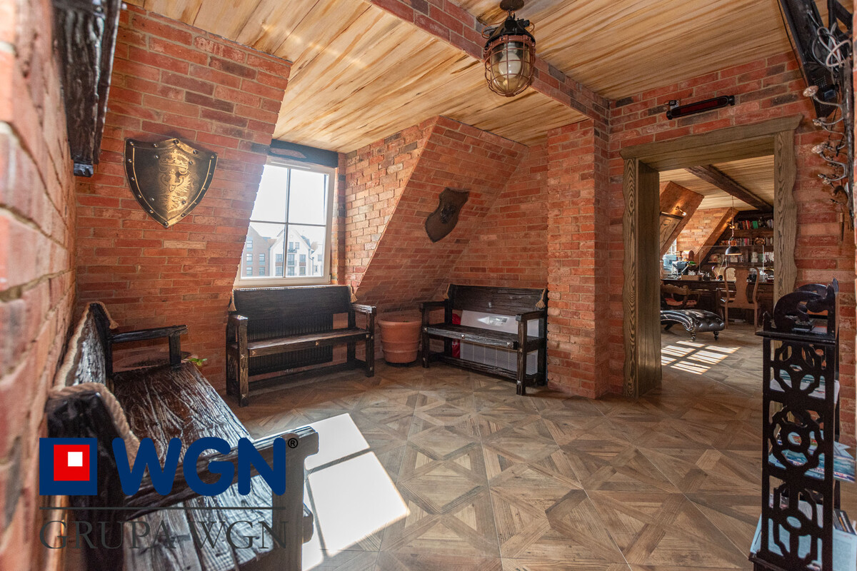 Elbląg WGN Nieruchomości oddział Elbląg ma zaszczyt zaprezentować Państwu mieszkanie położone na 4 i 5 piętrze