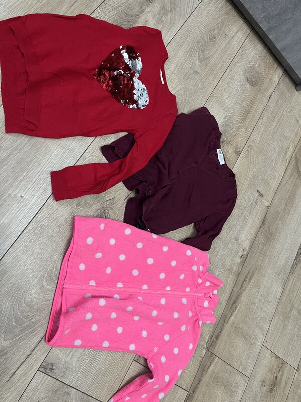 Elbląg Za 2 płyny do płukania cocolino w biedronce 1+1 w promocji.
Ciuchy rozm 116 ( niektóre z metki 110/116 )