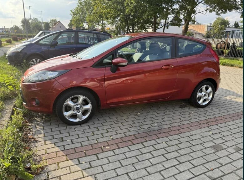 Elbląg Sprzedam Ford fiesta mk7 1.2 bezwypadkowy
