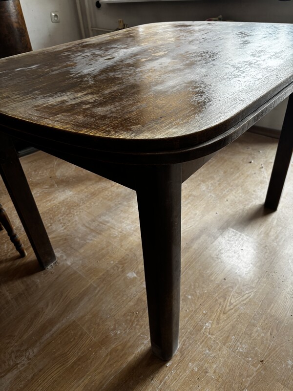 Elbląg Sprzedam serwantka, kredens, stół, dwa krzesła, żyrandol antyki. Wymaga wyceny.